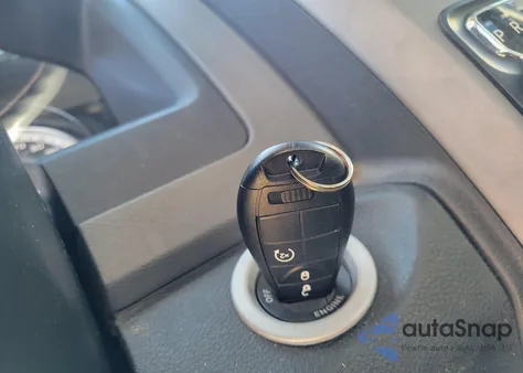 2015 Ram 1500 Trx из США, поврежденный, VIN 1C6RR7FT6FS717739